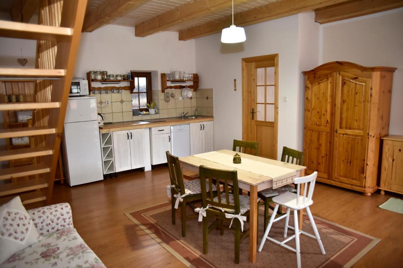 Ferienwohnung Selsky Dvur Kájov Exterior foto