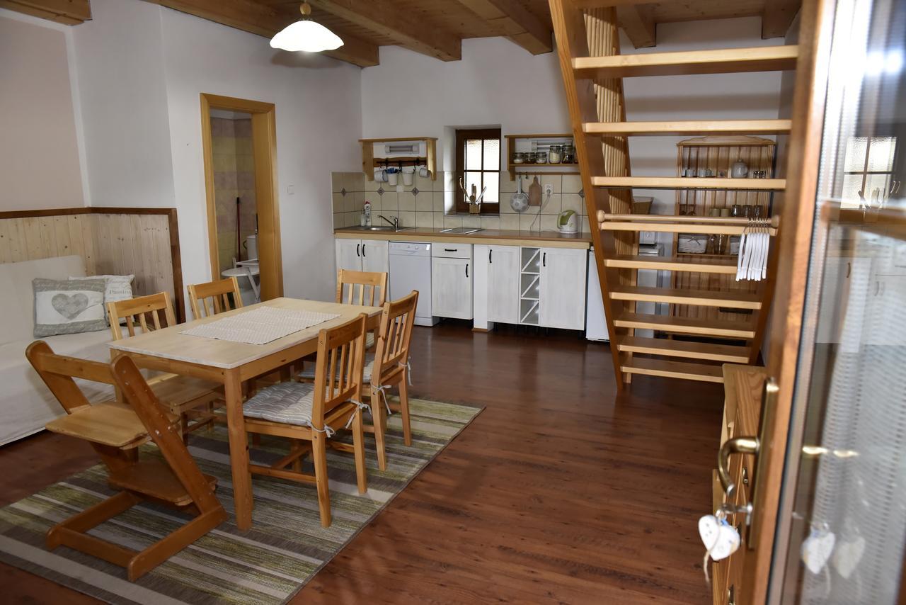 Ferienwohnung Selsky Dvur Kájov Exterior foto